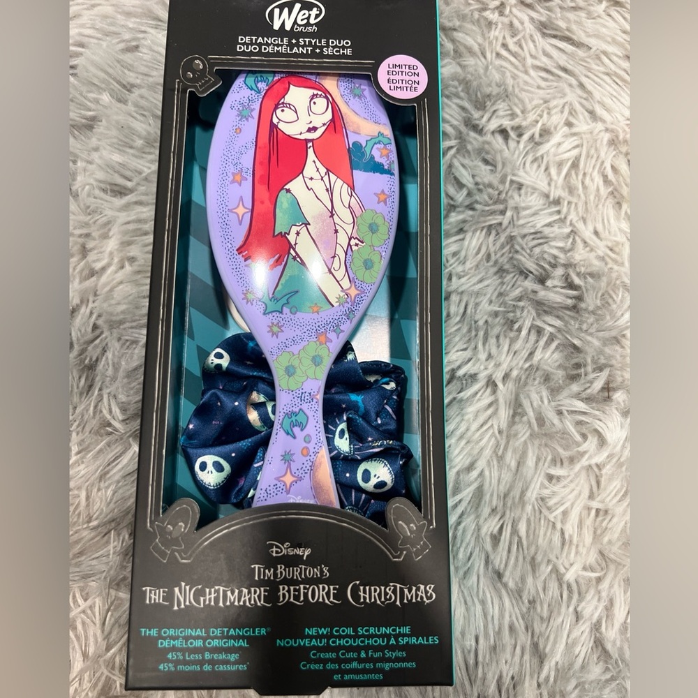 WET BRUSH - SALLY DISNEY TIM BURTON'S THE NIGHTMARE BEFORE CHRISTMAS - DETANGLER